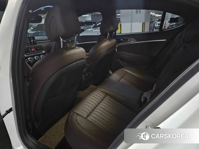 Genesis The New G70 2023 Белый из Кореи, фото 2