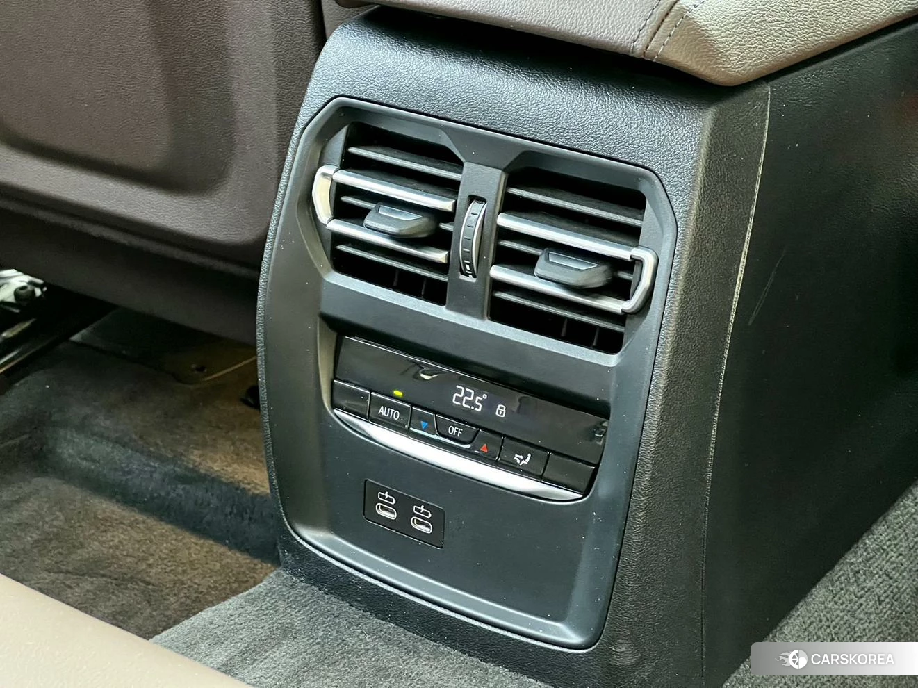 BMW 3 series 2022 Черный из Китая, фото 2