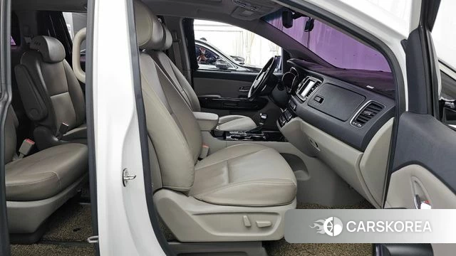 Kia The New Carnival 2020 Белый из Кореи, фото 2