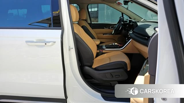 Kia Carnival 4th generation 2022 Белый из Кореи, фото 2