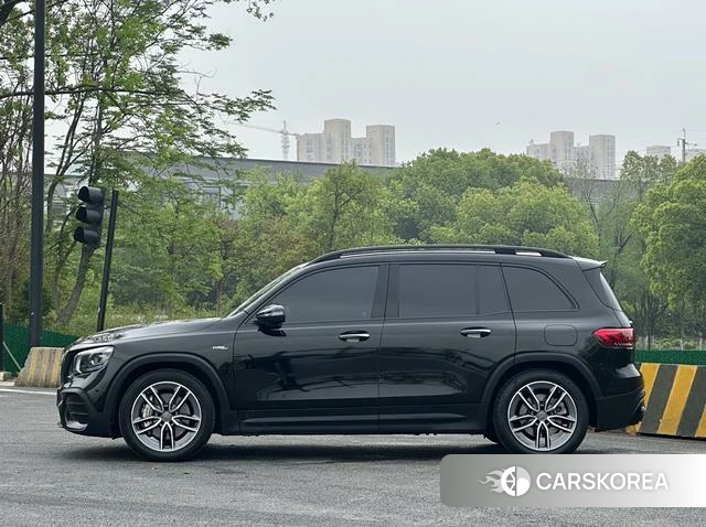 Mercedes-Benz GLB AMG 2023 Черный из Китая, фото 2