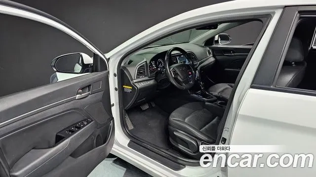 Hyundai Avante AD 2018 Белый из Кореи, фото 2