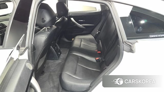 BMW 4 Series (F32) 2018 Белый из Кореи, фото 2