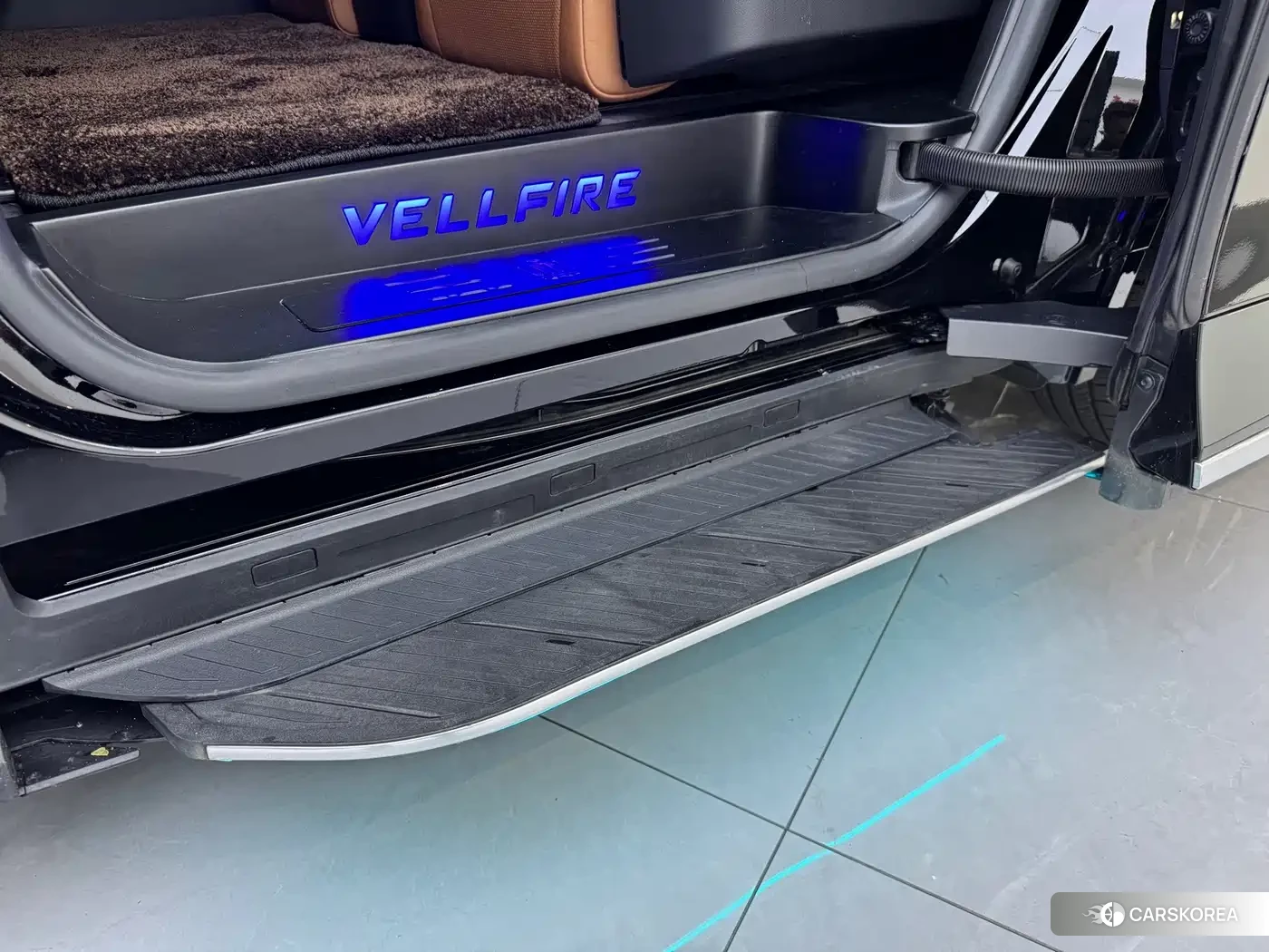 Toyota Vellfire 2025 Черный из Китая, фото 2