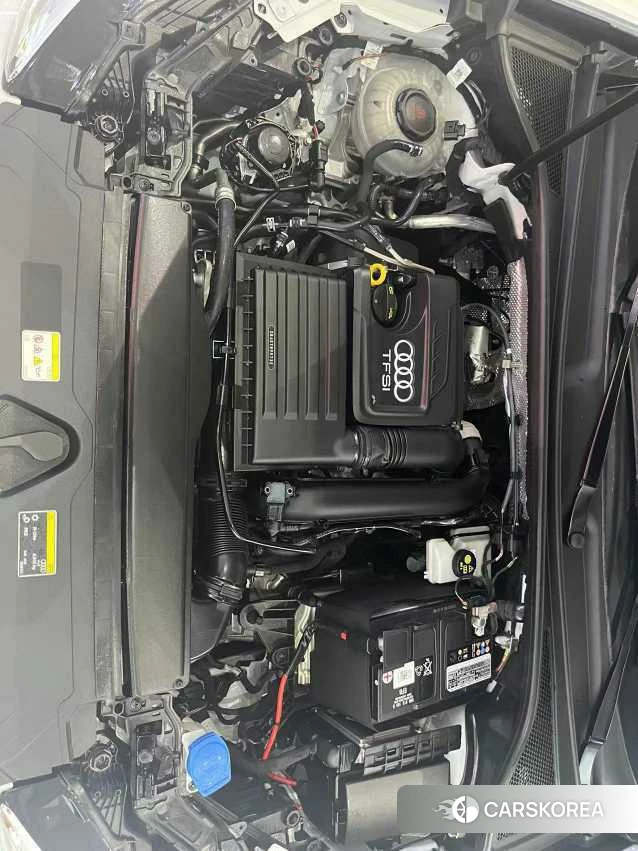 Audi Q3 2023 Белый из Китая, фото 2