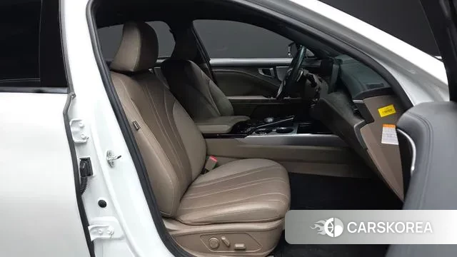 Kia K8 Hybrid 2022 Белый из Кореи, фото 2