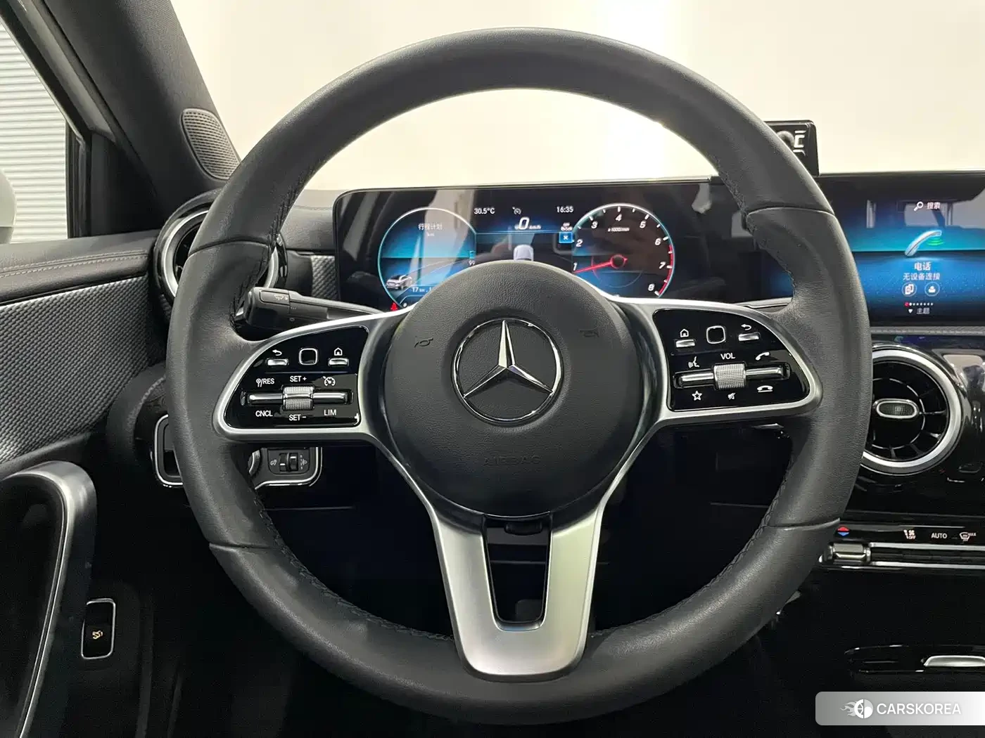 Mercedes-Benz A-Class 2023 Белый из Китая, фото 2