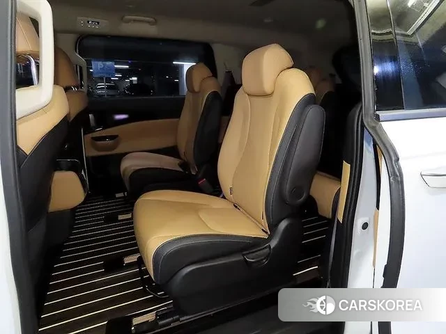 Kia Carnival 4th generation 2023 Жемчужный цвет из Кореи, фото 2