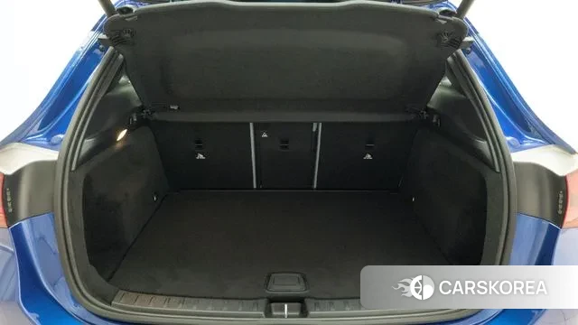 Mercedes-Benz GLA - Class H247 2024 Синий из Кореи, фото 2