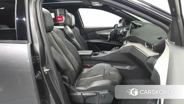 Peugeot 3008 second generation 2020 Серый из Кореи, фото 2
