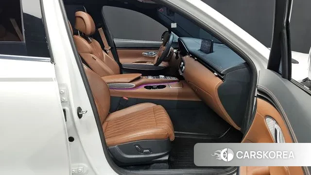 Genesis GV70 2021 Белый из Кореи, фото 2