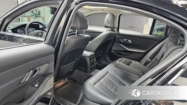 BMW 3 Series (G20) 2021 Черный из Кореи, фото 2