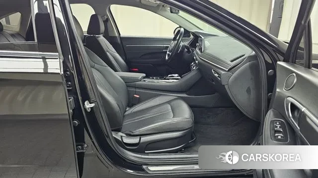 Hyundai Sonata (DN8) 2022 Черный из Кореи, фото 2