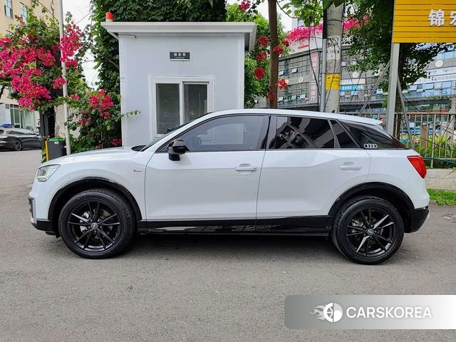 Audi Q2L 2021 Белый из Китая, фото 2