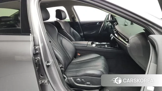 Genesis G80 (RG3) 2021 Серебристо-серый из Кореи, фото 2