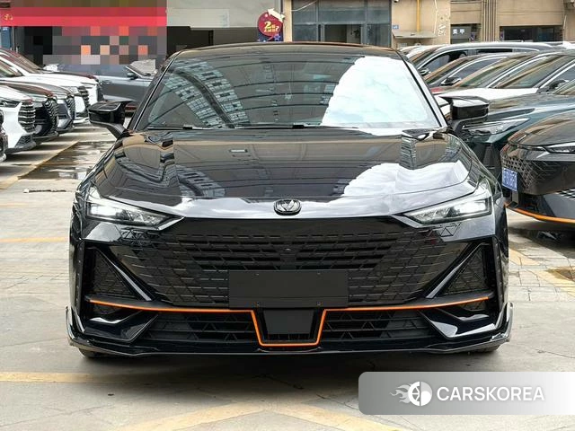Chang'an UNI-V 2022 Черный из Китая, фото 2