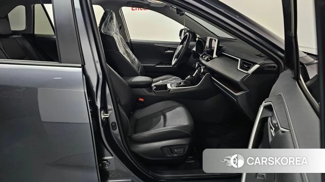 Toyota RAV4 5th Generation 2024 Серый из Кореи, фото 2