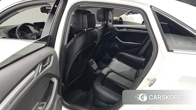 Audi New A3 2018 Белый из Кореи, фото 2