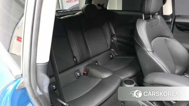 Mini Cooper 2023 Синий из Кореи, фото 2