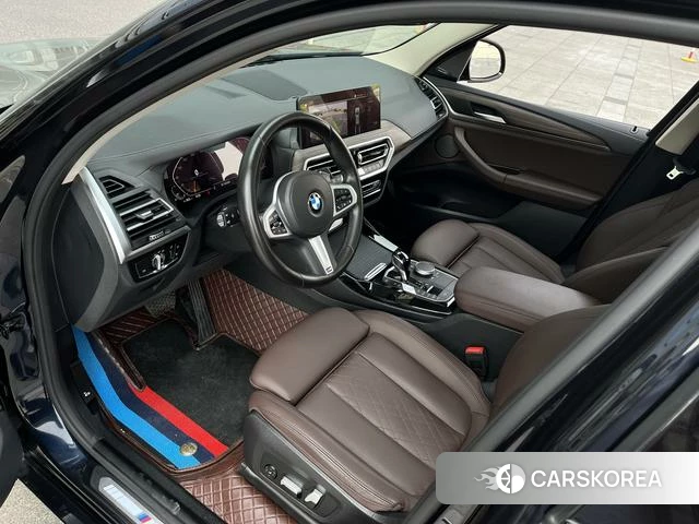 BMW X3 2022 Черный из Китая, фото 2