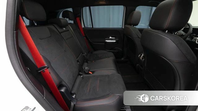 Mercedes-Benz GLB-Class X247 2026 Белый из Кореи, фото 2