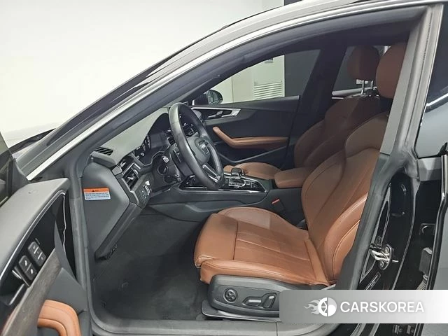 Audi A5 (F5) 2023 Черный из Кореи, фото 2
