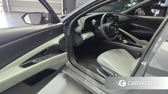 Hyundai The New Avante (CN7) 2023 Серый из Кореи, фото 2