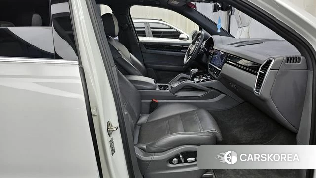 Porsche Cayenne (PO536) 2019 Белый из Кореи, фото 2