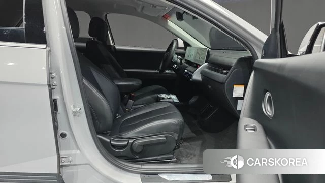 Hyundai Ionic 5 2022 Серебристо-серый из Кореи, фото 2