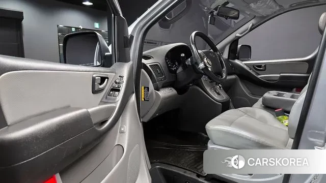 Hyundai The New Grand Starex 2019 Серебряный из Кореи, фото 2