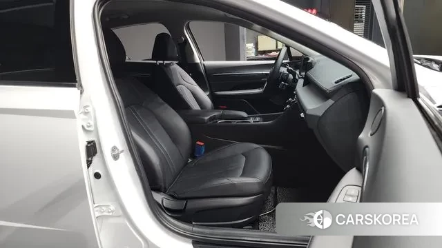 Hyundai Sonata D Edge (DN8) 2023 Белый из Кореи, фото 2