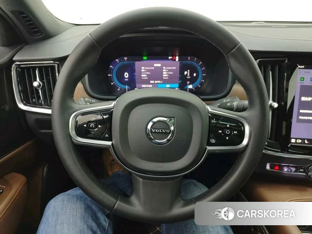 Volvo S90 2024 Черный из Китая, фото 2