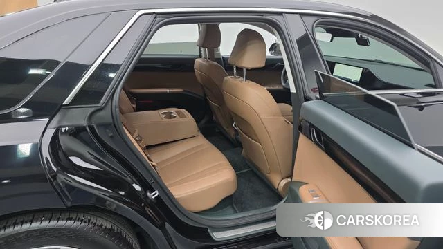 Hyundai Grandeur Hybrid (GN7) 2024 Черный из Кореи, фото 2