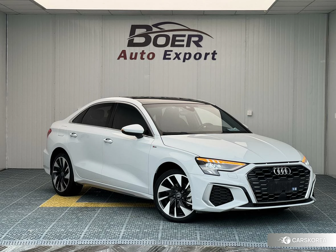 Audi A3 2023 Белый из Китая, фото 2