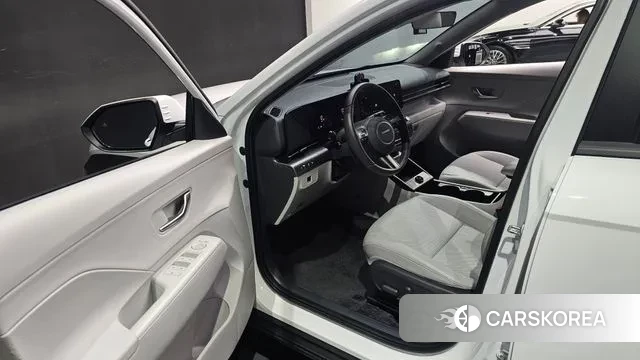 Hyundai Kona Hybrid (SX2) 2025 Белый из Кореи, фото 2