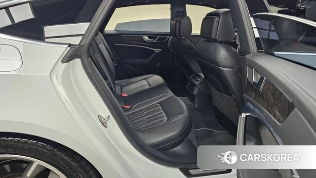 Audi A7 (4K) 2021 Белый из Кореи, фото 2