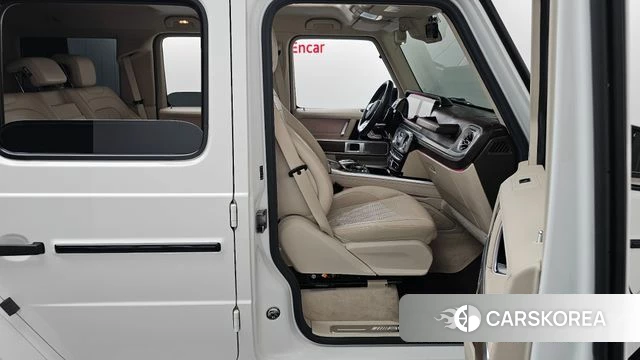 Mercedes-Benz G-Class W463b 2019 Белый из Кореи, фото 2