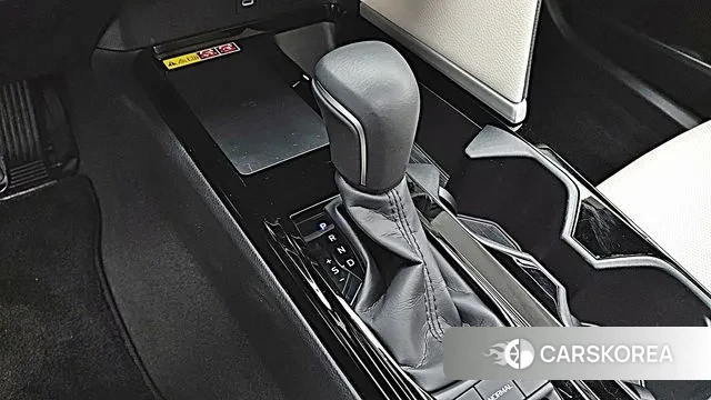 Toyota Camry (XV80) 2024 Коричневый из Кореи, фото 2