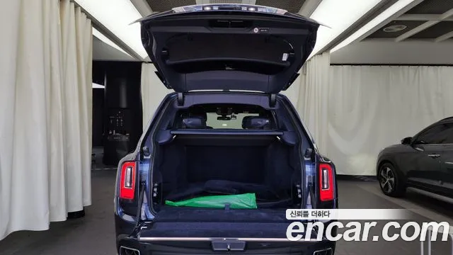 Rolls-Royce Cullinan id 2563823 из Кореи 2