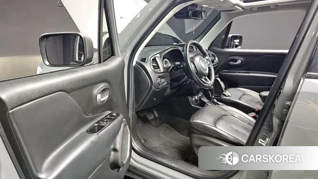 Jeep Renegade id 3302495 из Кореи 2