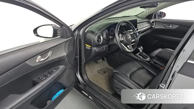 Kia Come New K3 2021 Серый из Кореи, фото 2