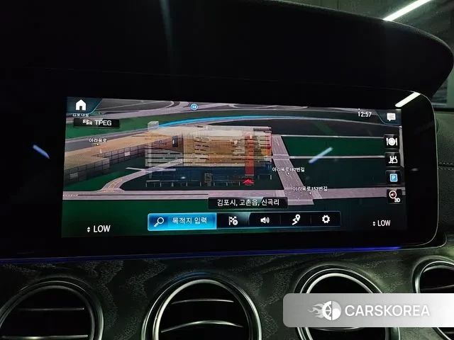 Mercedes-Benz E-Class W213 2022 Белый из Кореи, фото 2