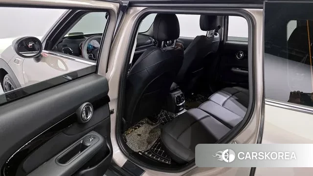 Mini Cooper Clubman 2021 Песочный из Кореи, фото 2