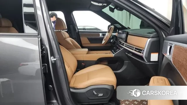 Hyundai Santa Fe (MX5) 2023 Серый из Кореи, фото 2