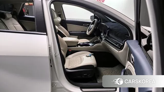Kia Sportage 5th Generation 2022 Белый из Кореи, фото 2