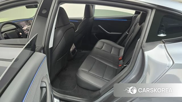Tesla Model 3 2025 Серый из Кореи, фото 2