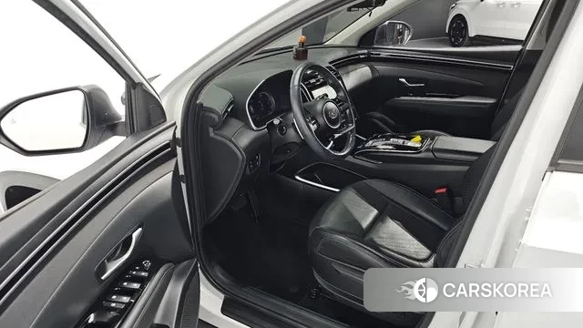 Hyundai Tucson Hybrid (NX4) 2021 Белый из Кореи, фото 2