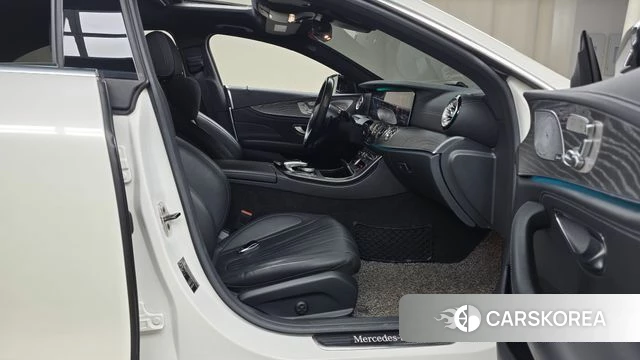 Mercedes-Benz CLS-Class C257 2020 Белый из Кореи, фото 2