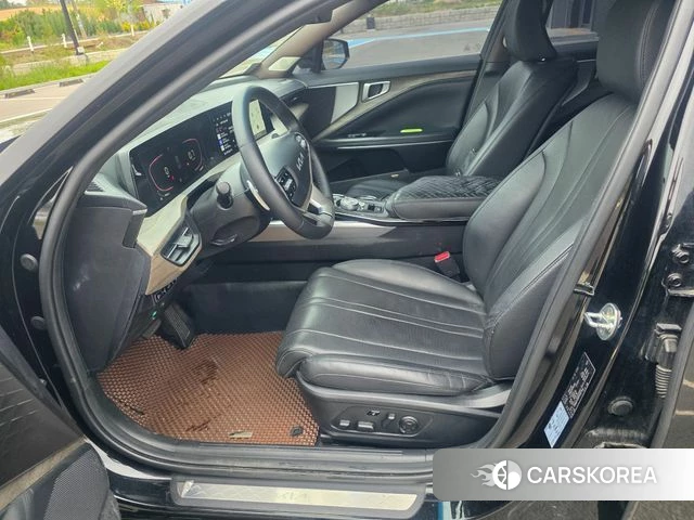 Kia K8 2022 Черный из Кореи, фото 2