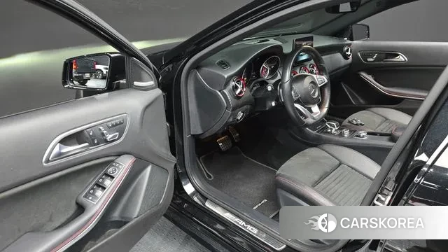 Mercedes-Benz A-Class W176 2018 Черный из Кореи, фото 2
